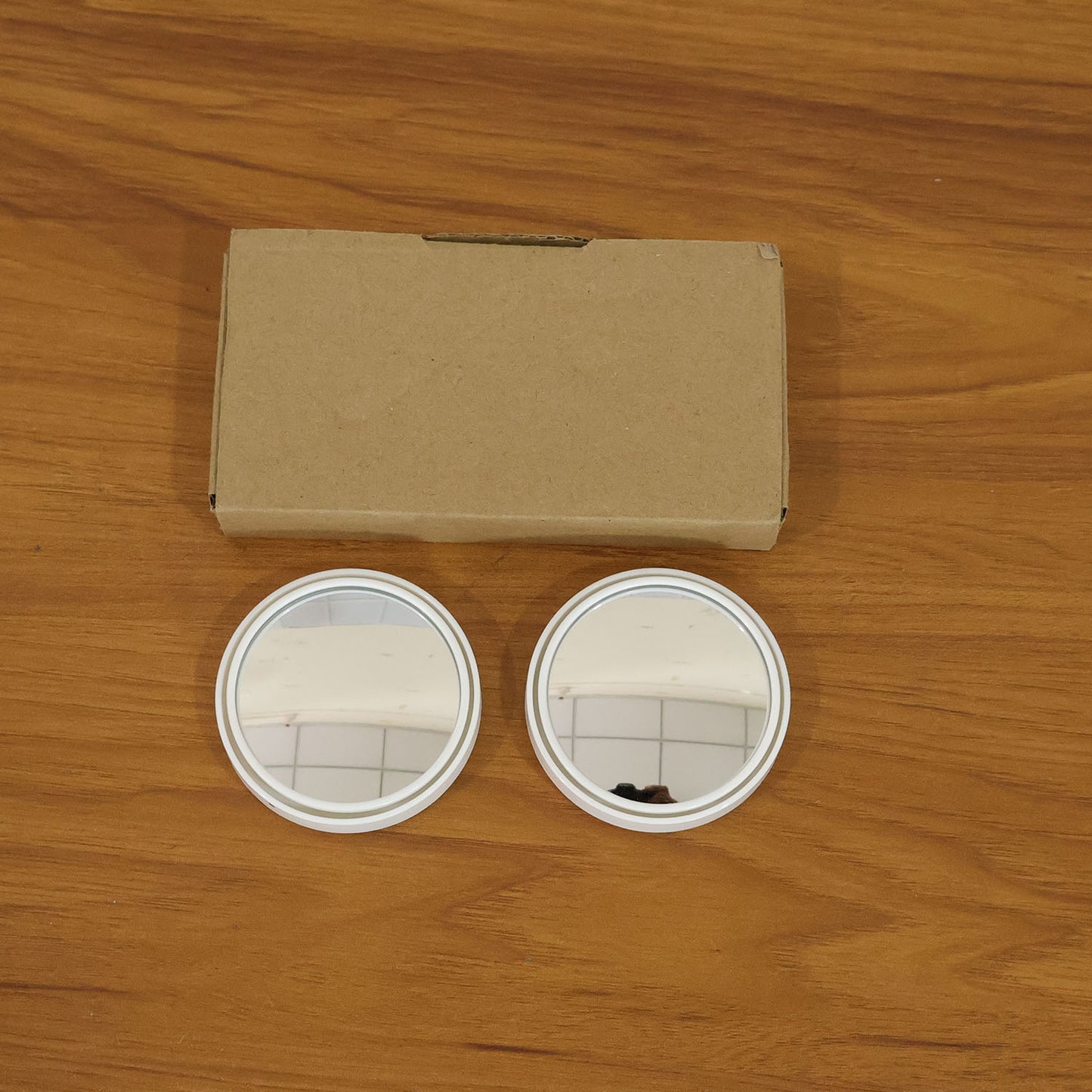 White Round Car Blind Spot Rear View Mirror Set (2 Pc)