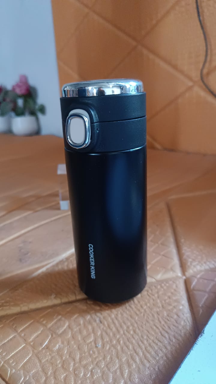 Stainless Steel Insulated Vacuum Bottle With Insulated Cap Lock (350ml) Approx