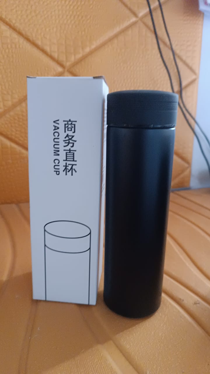 Double Wall Stainless Steel Flask / Water Bottle (450 ml approx)
