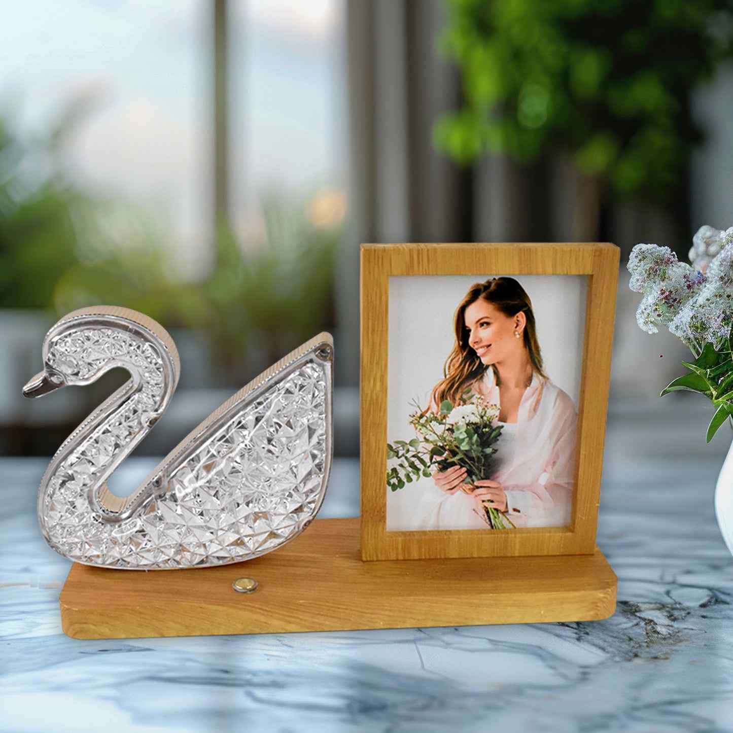 Duck Shape LED Crystal Lamp