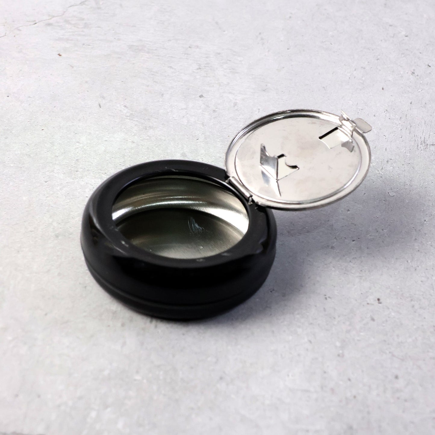 Ashtray